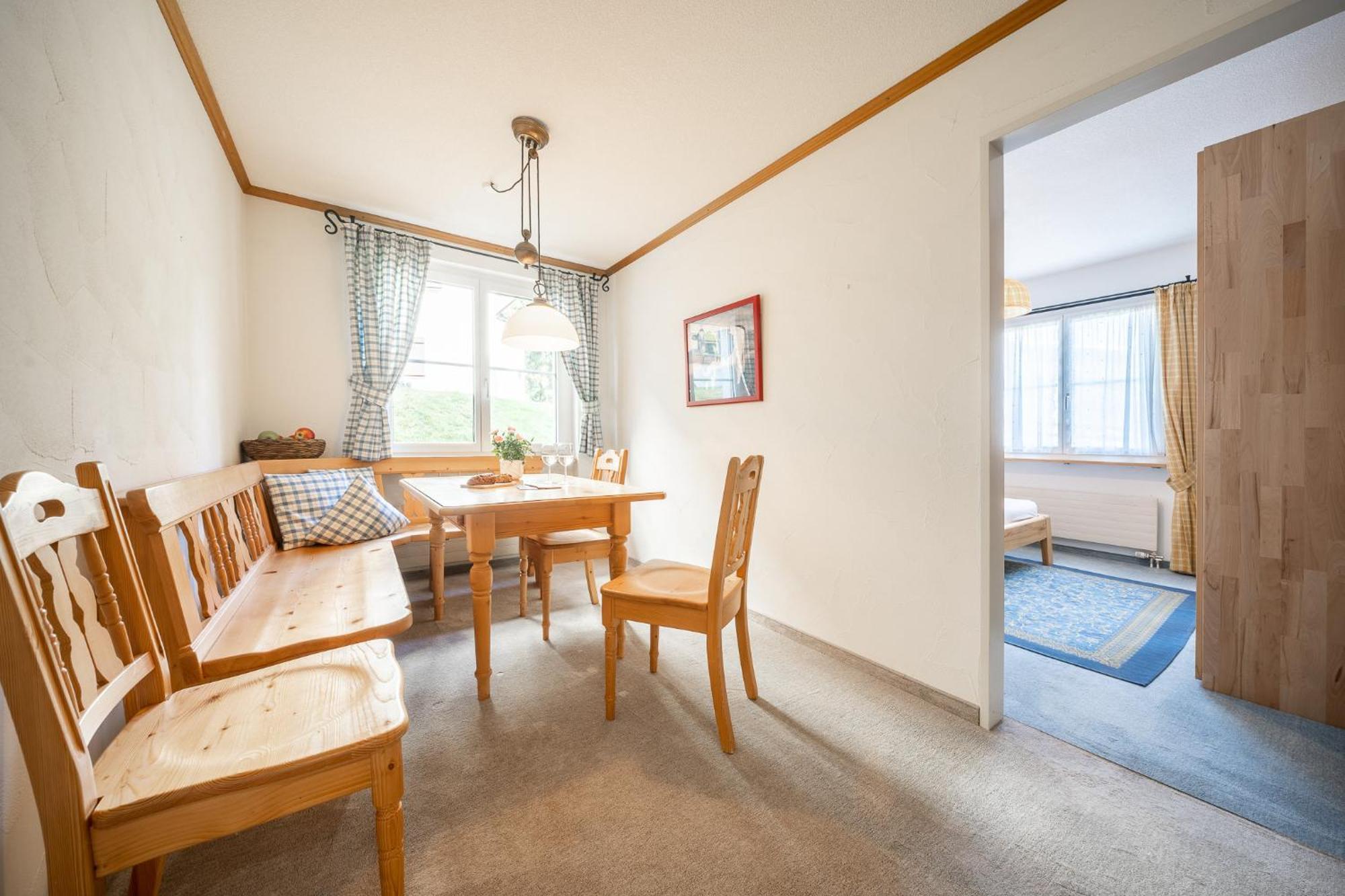 8001 Gemuetliche 2,5-Zimmer-Wohnung Mit Wunderschoenem Ausblick Richtung Scuol Vulpera Extérieur photo