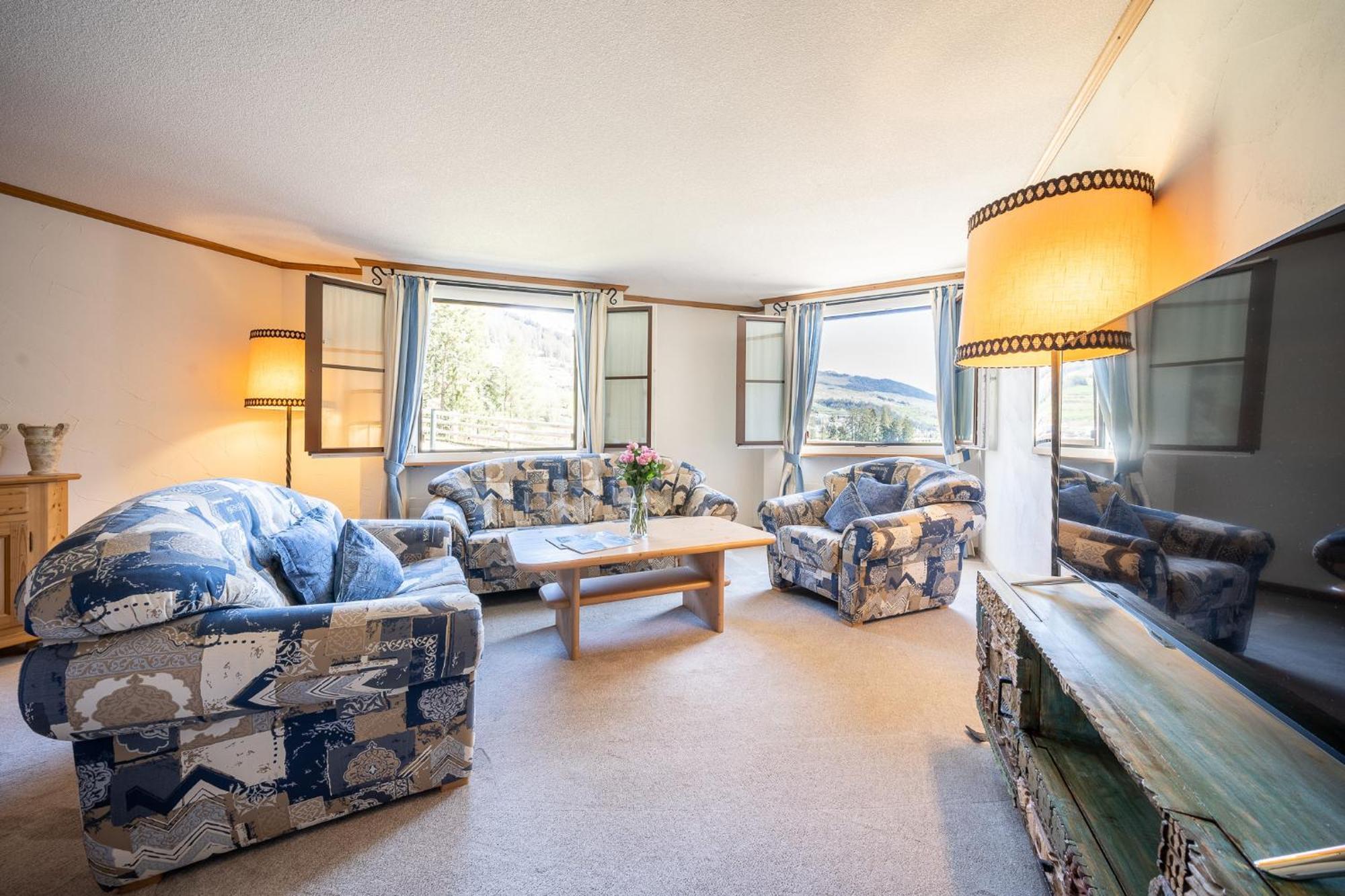 8001 Gemuetliche 2,5-Zimmer-Wohnung Mit Wunderschoenem Ausblick Richtung Scuol Vulpera Extérieur photo