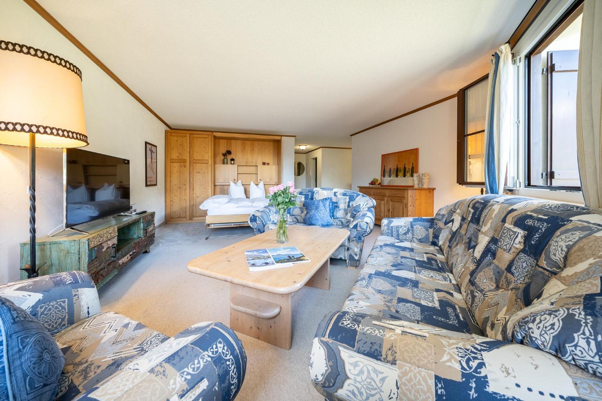 8001 Gemuetliche 2,5-Zimmer-Wohnung Mit Wunderschoenem Ausblick Richtung Scuol Vulpera Extérieur photo